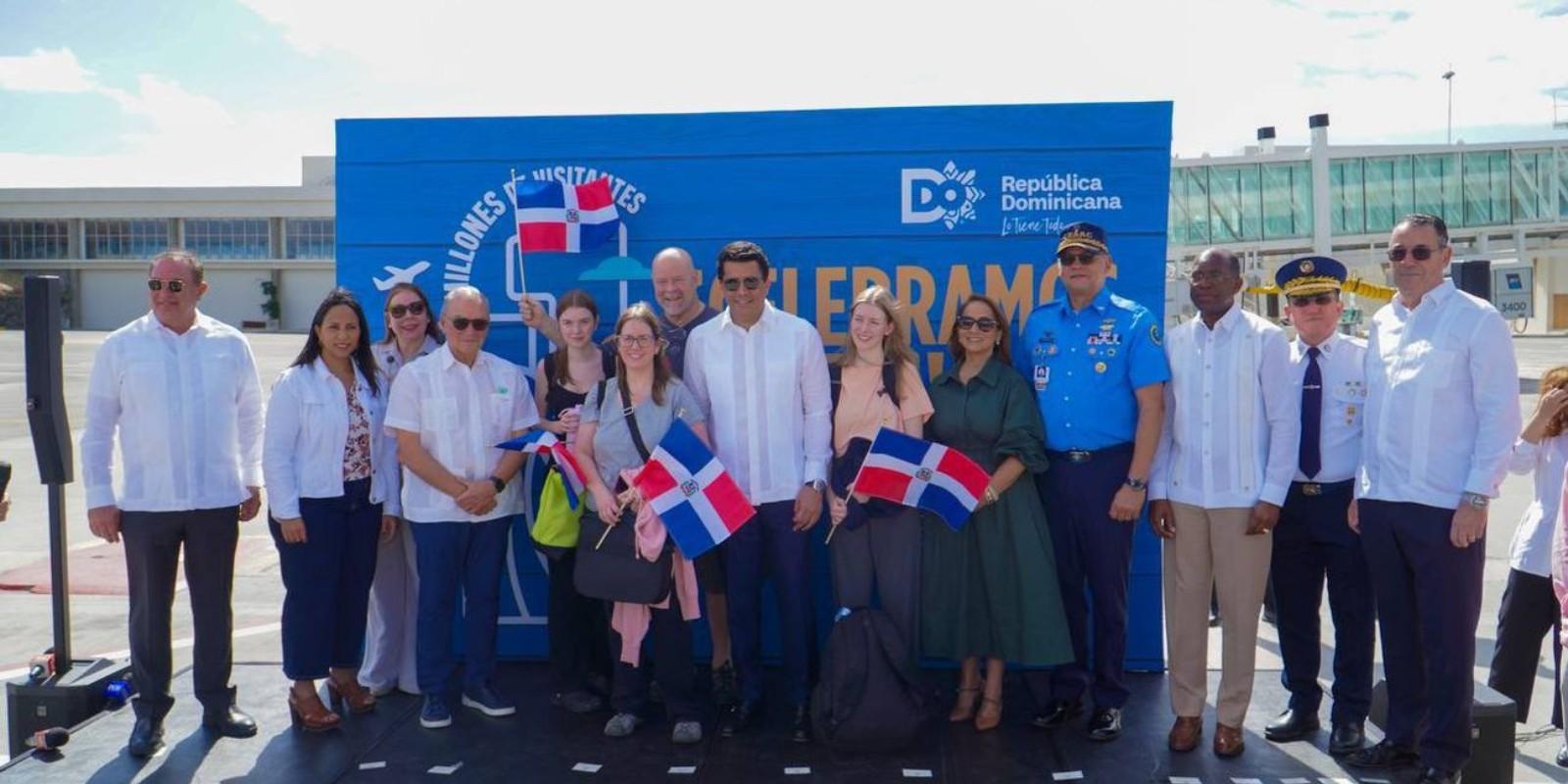 República Dominicana Supera la Meta de los 11 Millones de Visitantes en un Año: Un Hito Histórico para el Turismo